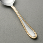 Jogo de Talheres LUWAVE 24 Peças em Aço Inox com Detalhes Dourados – Design Clássico e Elegante - Imagem 3